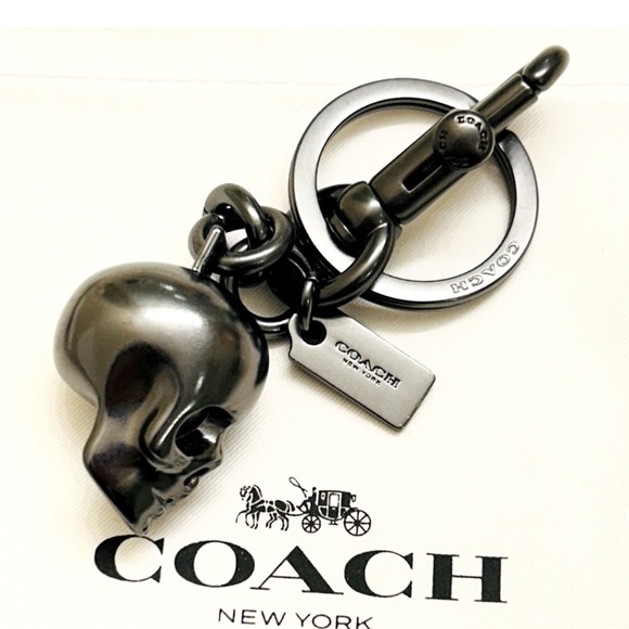 RARE Coach Skull Keychain/ Bag Charm - Picture 6 of 16